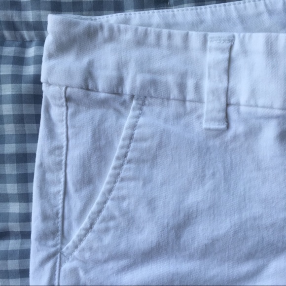 American Eagle white shorts size 2 - Picture 3 of 8
